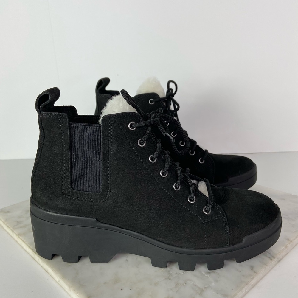 New Eileen Fisher Black Leather Lace Up Ankle Boot
